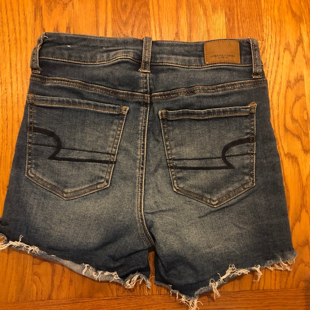 American Eagle Shorts Next Level Stretch Size 2